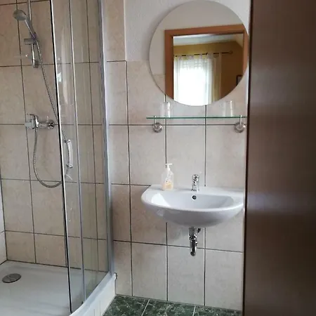 Gastehaus Nahe Weimar-erfurt In Bad Berka, Ot Tiefengruben 招待所